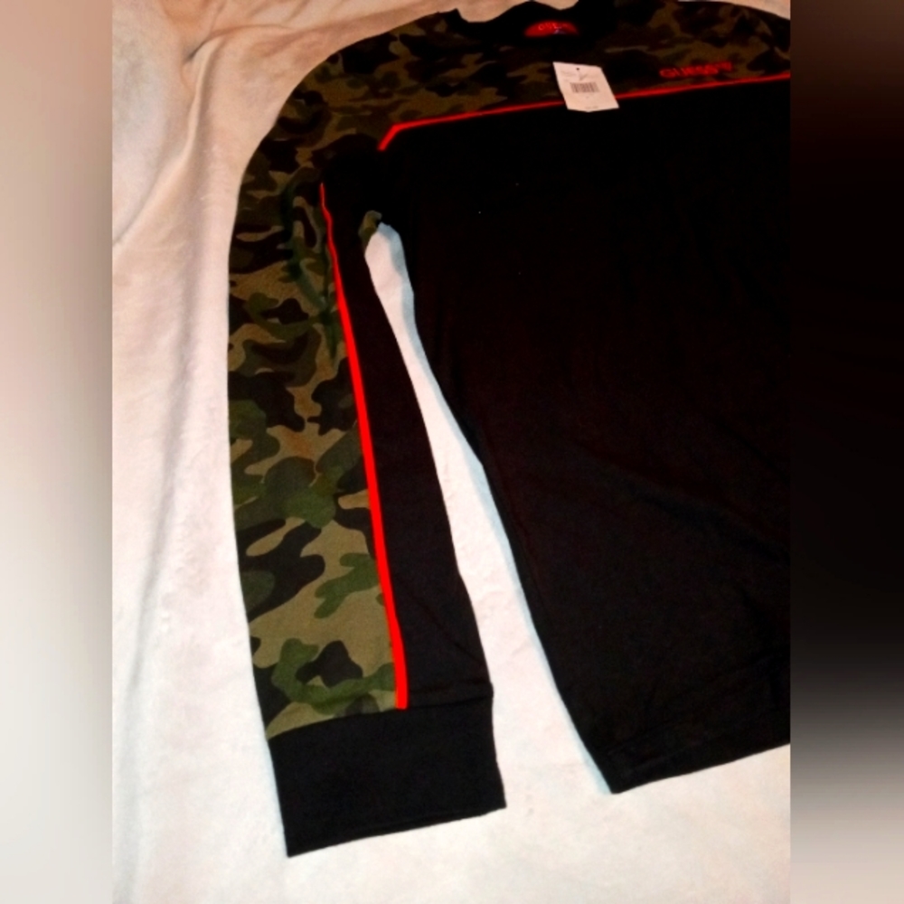 camo cuff crew neck Men's guess t shirt